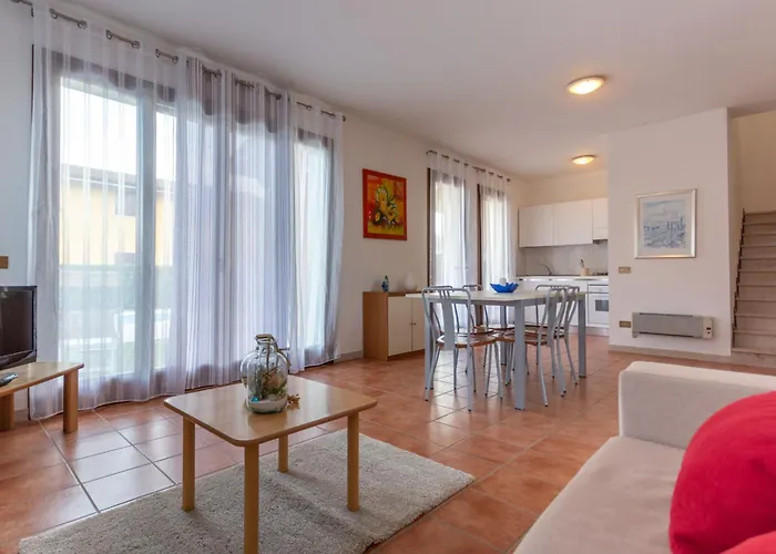 Quadrilocale V4p Villa